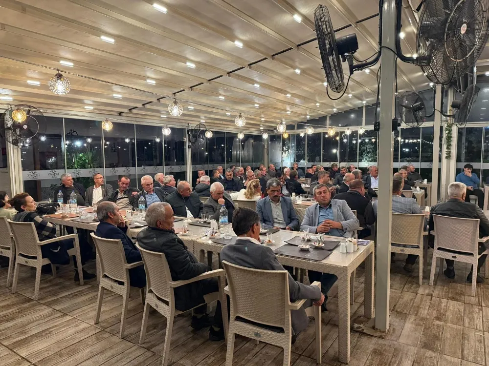 Akhisar’da Muhtarlar Günü Birlik ve Dayanışma Yemeğiyle Kutlandı