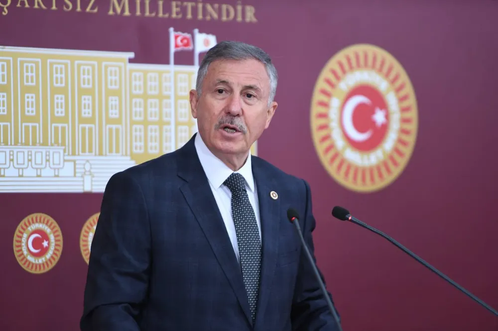 ÖZDAĞ’IN HAZIRLADIĞI SİYASİ YASAKLARA YÖNELİK YENİ DÜZENLEME TBMM GÜNDEMİNDE