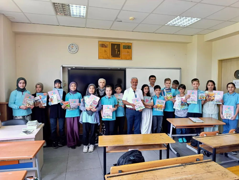 Dr. Muzaffer Yurttaş’tan Öğrencilere “Günlük Yazmak ve Edebiyat” Söyleşisi