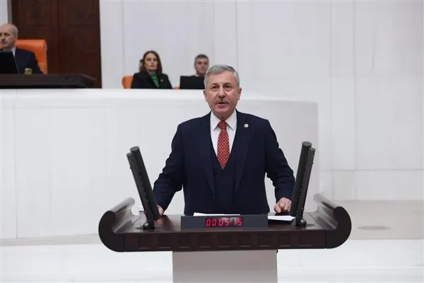 Selçuk Özdağ, “Orman yangınları endişe verici boyutlara ulaştı, takipteyiz...!”