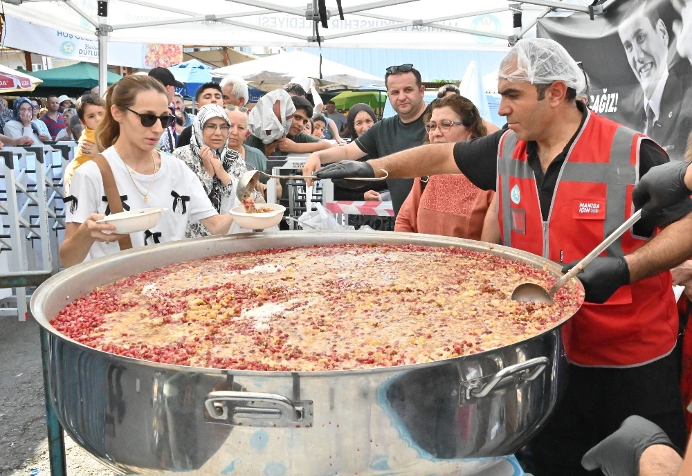 Büyükşehir Belediyesi’nden Muharrem Ayı’na Özel Aşure İkramı