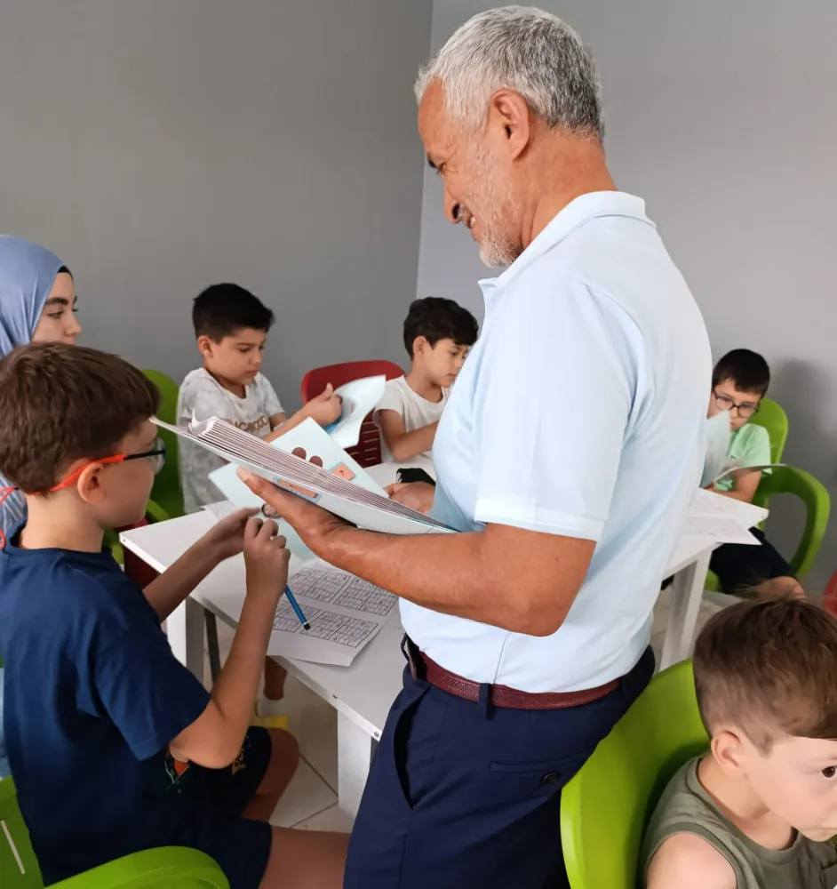 Kardelen Yaz Okulunda çocuklar mutluluk ve bilgi depoluyor