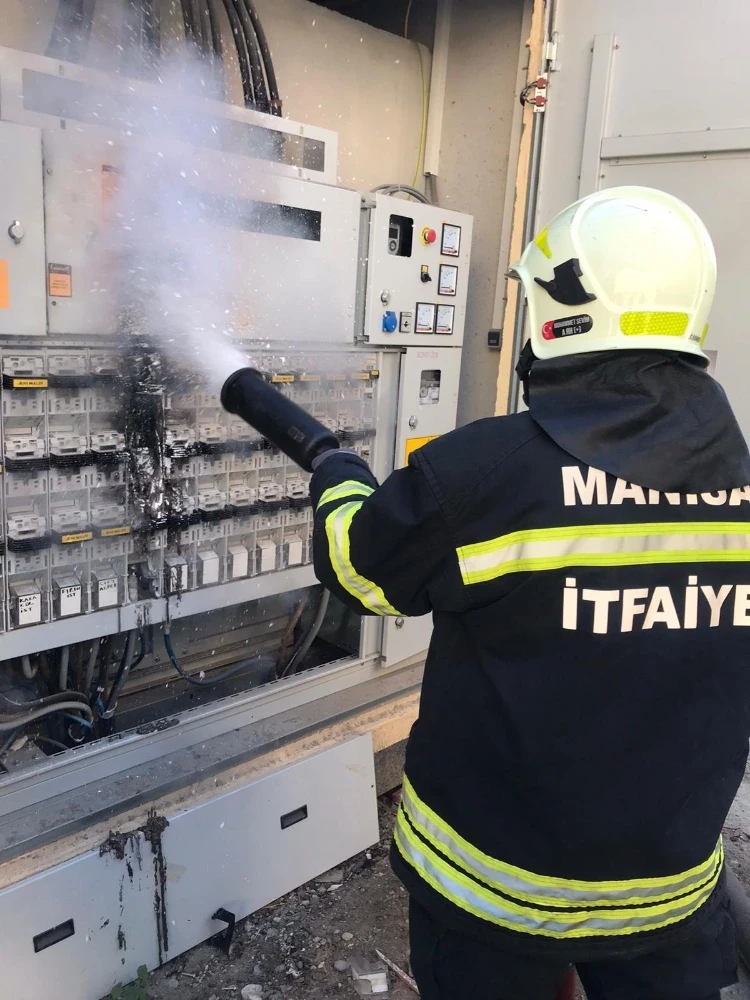 Manisa İtfaiyesi’nden Sıcak Hava Uyarısı: Elektrikli Aletlere Dikkat!