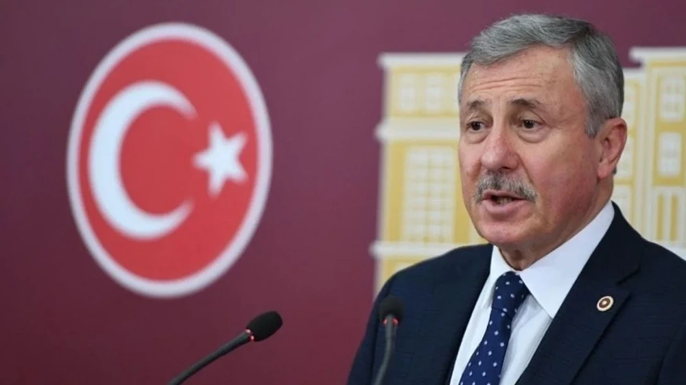 Selçuk Özdağ’dan TBMM’ye Kanun Teklifi: “Yanan Ormanlar Ranta Açılamaz!”