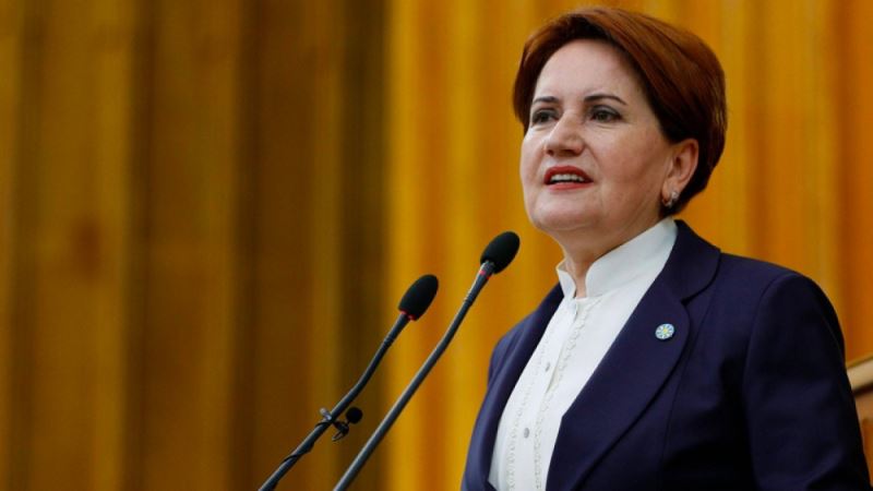 Meral Akşener: Lütfü Türkkan bir hata yaptı, sorumluluğunu aldıMeral Akşener: Lütfü Türkkan bir hata yaptı, sorumluluğunu aldı