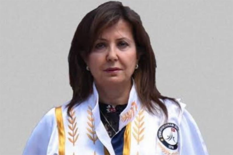 İzmir Demokrasi Üniversitesi Rektörü Tunçsiper