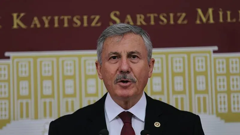 SELÇUK ÖZDAĞ: 