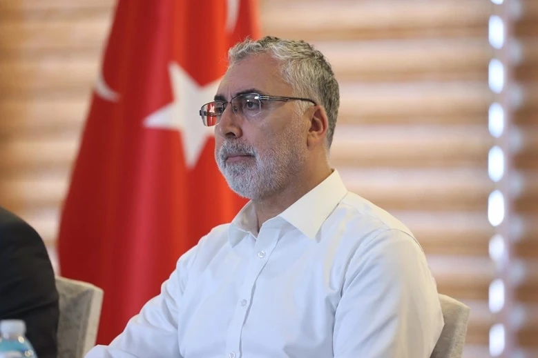 Bakan Işıkhan, 