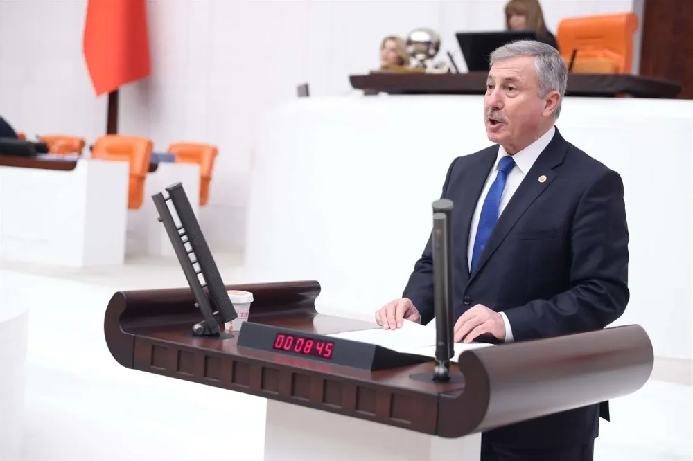 SELÇUK ÖZDAĞ’DAN TBMM’DE RESTORASYON TEPKİSİ: “TARİHİMİZE PASLI HANÇER SAPLIYORLAR”