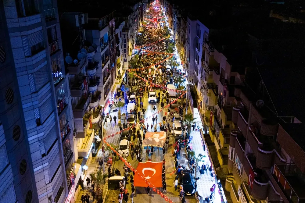 Turgutlu’da 29 Ekim Coşkusu Ece Seçkin Konseriyle Taçlanacak