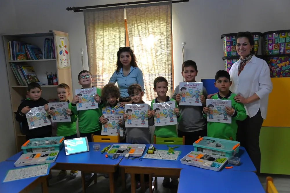 Manisa Büyükşehir’den Geleceğin Mühendislerine: Robotik Kodlama Eğitimi Başladı