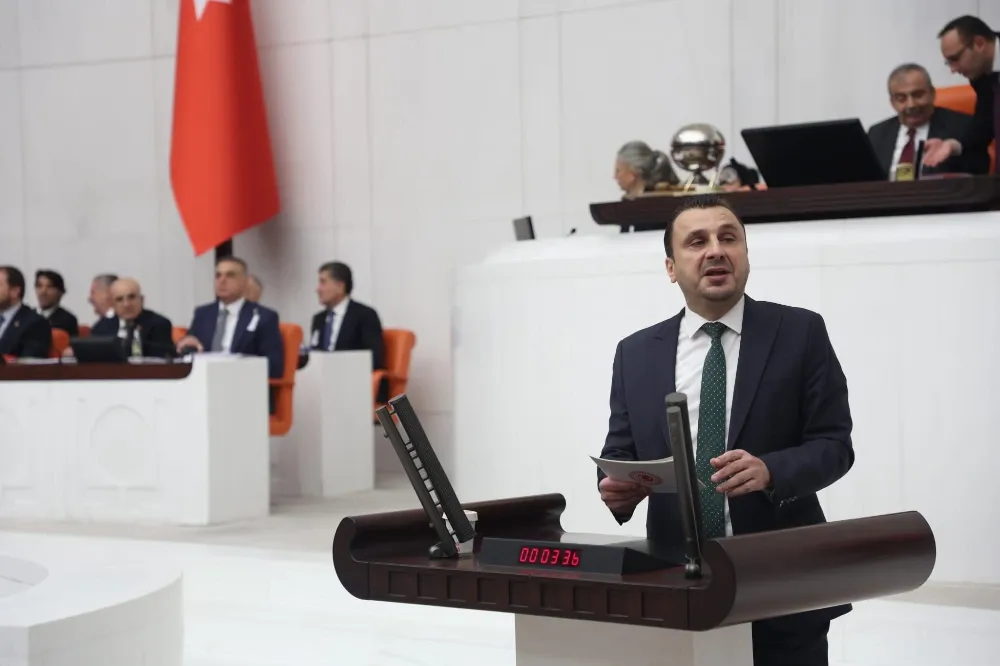 CHP’Lİ BAŞEVİRGEN: “11 BİN 57 YAŞLIMIZ HUZUREVİ SIRASINDA”