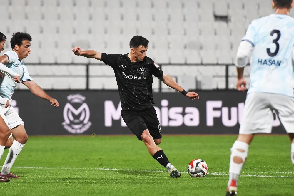 Manisa FK, Adana Demirspor’u 5-0’la Geçti: Farka Giden Gece