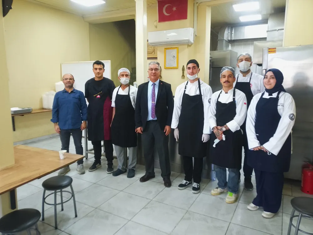 Geleceğin Turizmcilerine Tarihi Hatuniye Vakfı