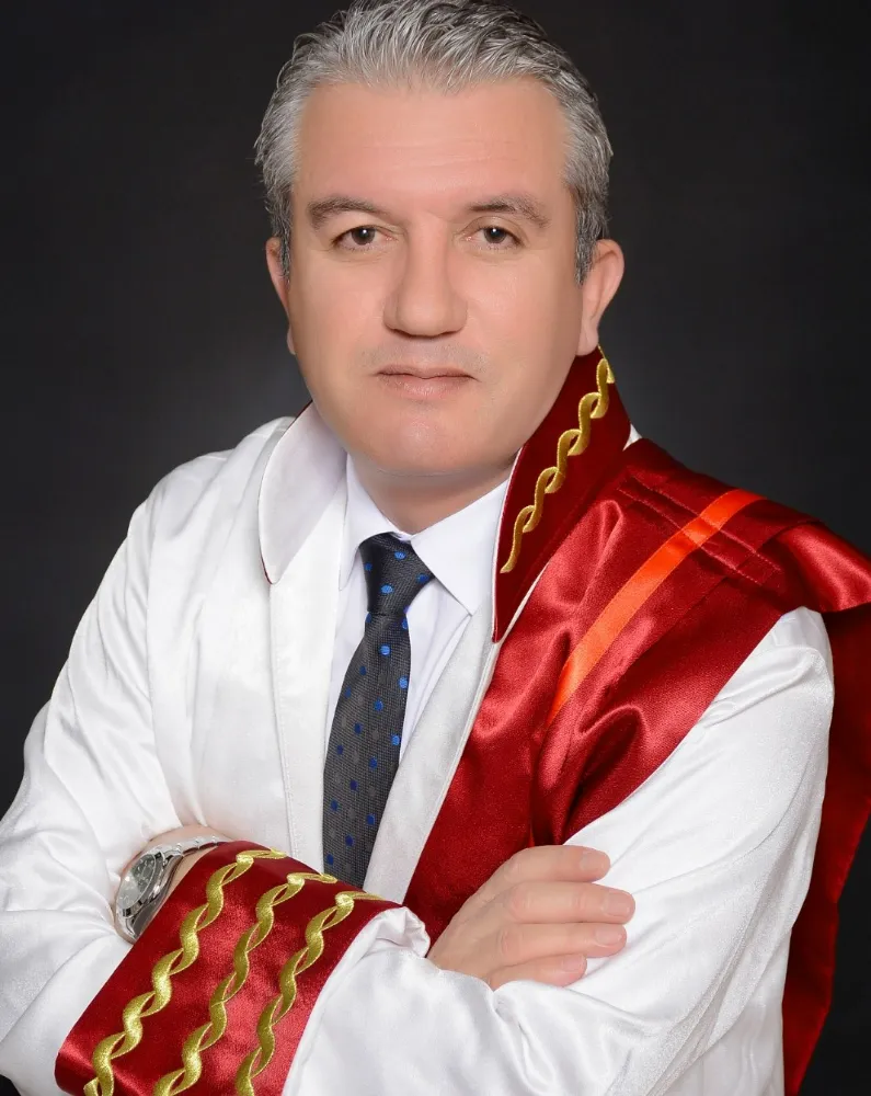 Prof. Dr. Erdal Fırat: Çift Dalda Profesör Unvanıyla Uluslararası Bilim Dünyasında Büyük Bir Başarıya Daha İmza Attı