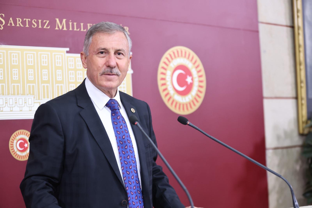 SELÇUK ÖZDAĞ, TBMM’DE SİBER GÜVENLİK YASASI’NA İLİŞKİN SERT ELEŞTİRİLERDE BULUNDU