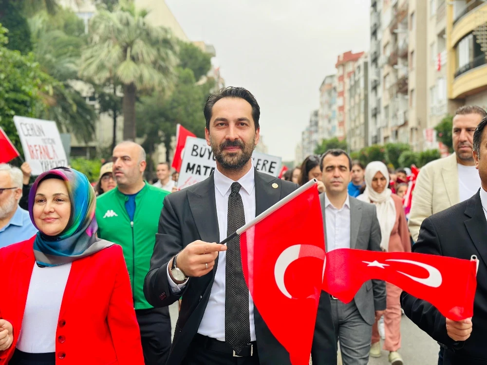 Mücahit Arınç: “15 Temmuz Direniş Değil, Diriliştir”