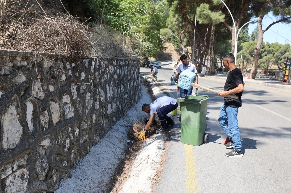 Spil Yolu’nda 4 Günlük Temizlik Seferberliği: 20 Kamyonet Çöp Toplandı
