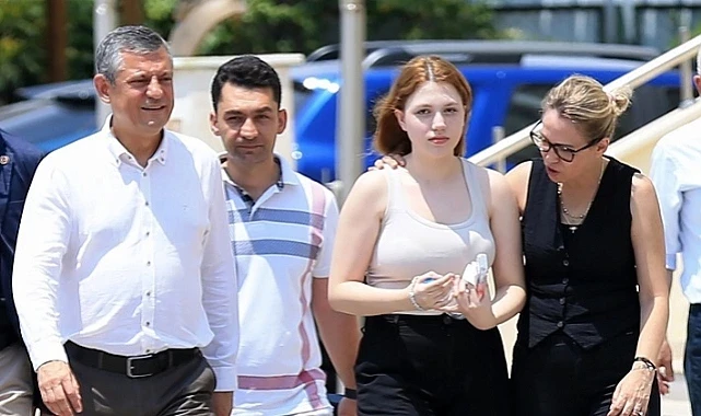 Ferdi Zeyrek’in Kızı Nehir, YKS’de Mimarlık Hayaline Ulaştı