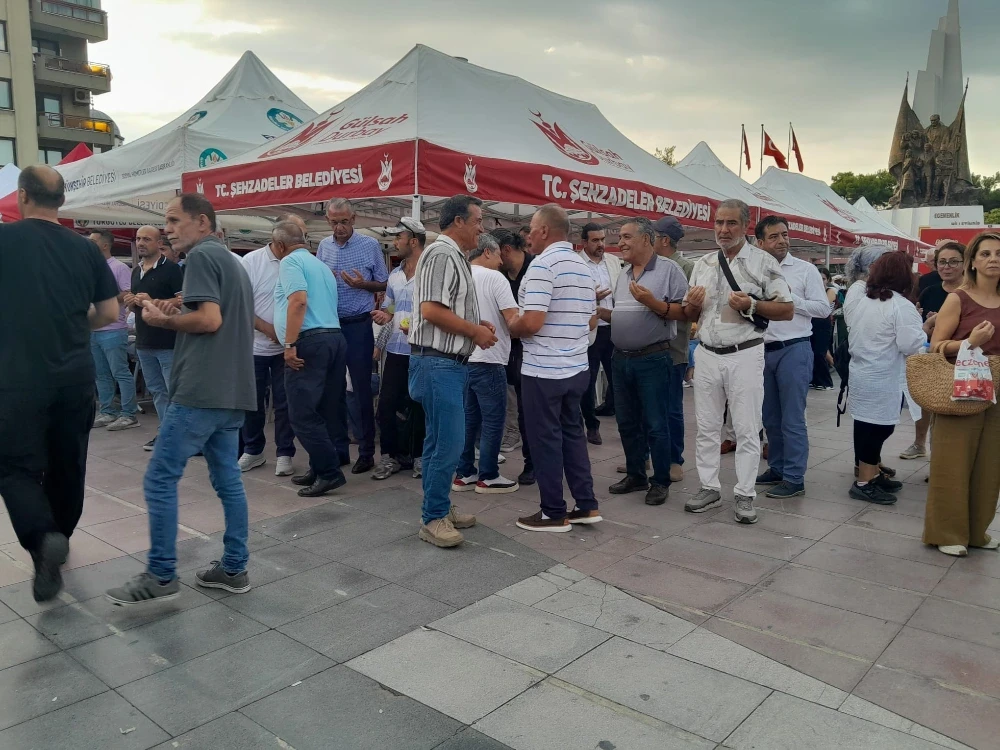 Manisa, Merhum Başkan Ferdi Zeyrek’i Dualarla Andı