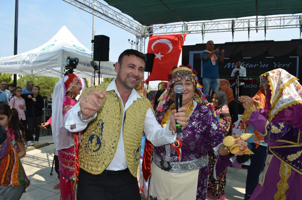 YÖRÜKLER, TÜRK  MÜZİĞİNİN  GÜÇLÜ  SESİ   ZEKİ   YILMAZ’