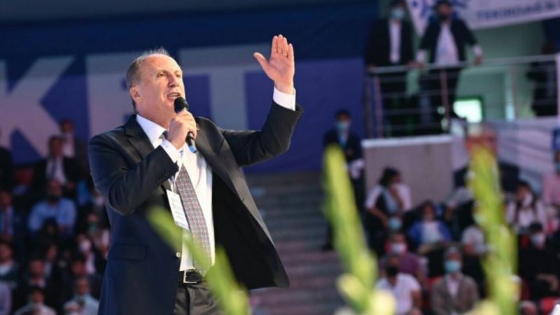 Muharrem İnce, cumhurbaşkanı aday adaylığını açıkladı