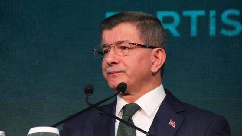 Ahmet Davutoğlu’ndan Videolu 