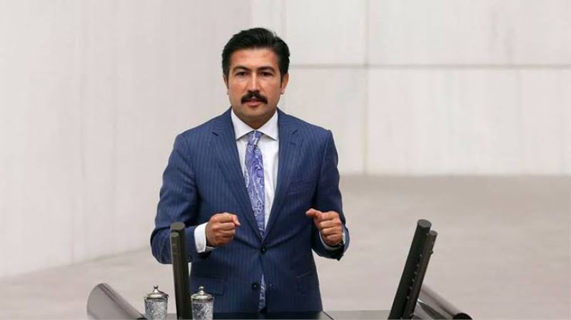 Cahit Özkan AK Parti Grup Başkanvekilliği görevinden alındı