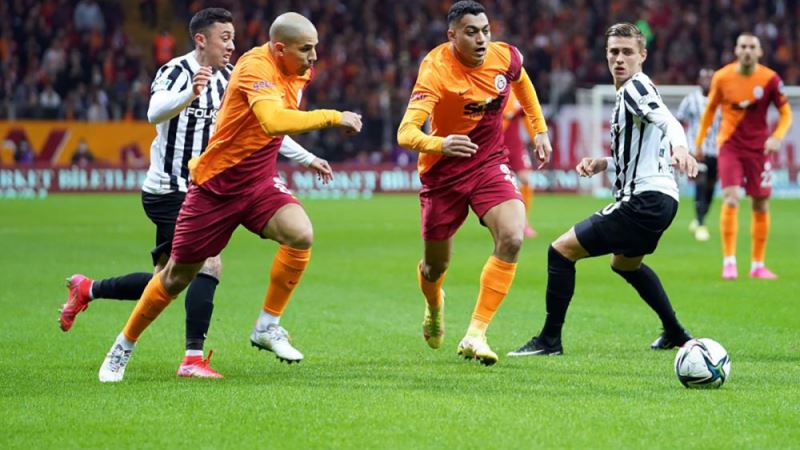 Galatasaray evinde Altay