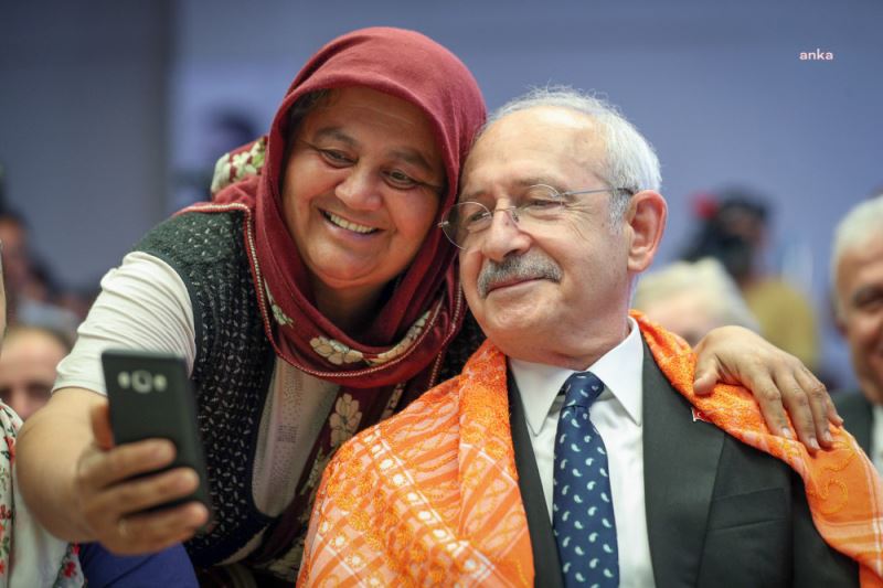 KILIÇDAROĞLU, İZMİR’DE ÇİFTÇİLERE SESLENDİ