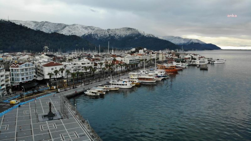 Marmaris’e 13 Yıl Sonra Kar Yağdı